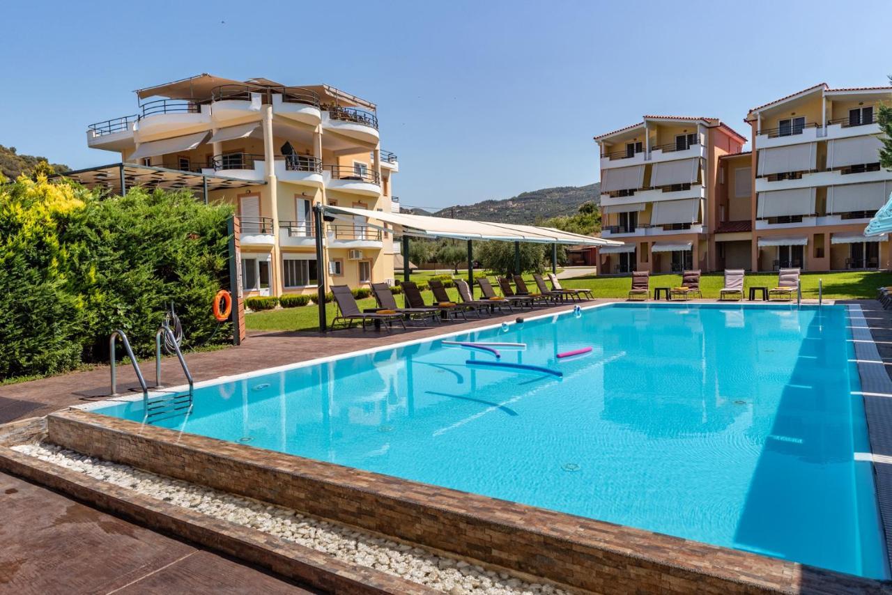 Anilio Plaza Aparthotel Zacharo Exterior foto