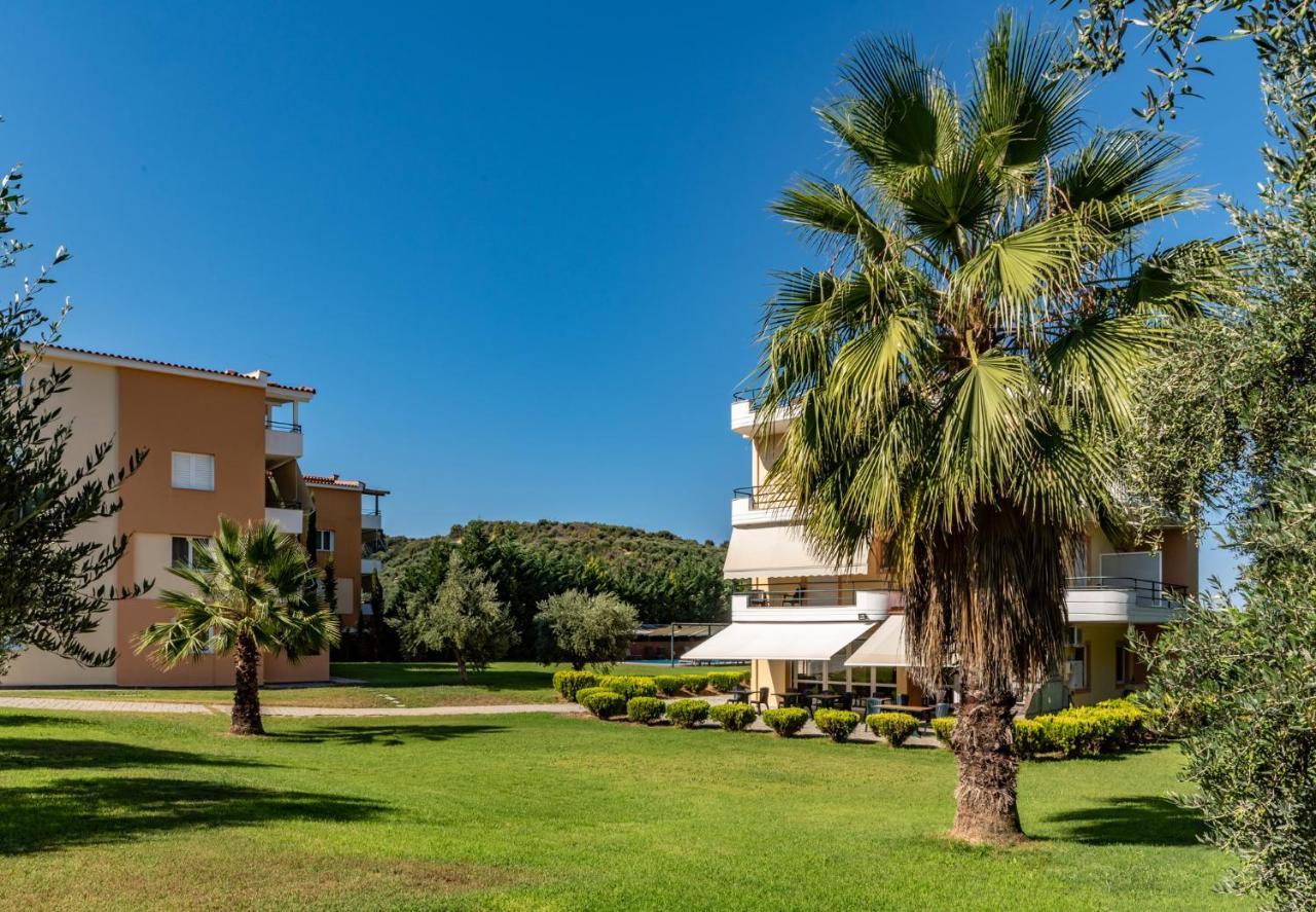 Anilio Plaza Aparthotel Zacharo Exterior foto