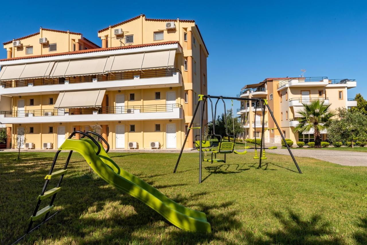 Anilio Plaza Aparthotel Zacharo Exterior foto