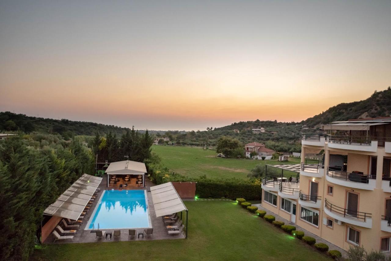 Anilio Plaza Aparthotel Zacharo Exterior foto