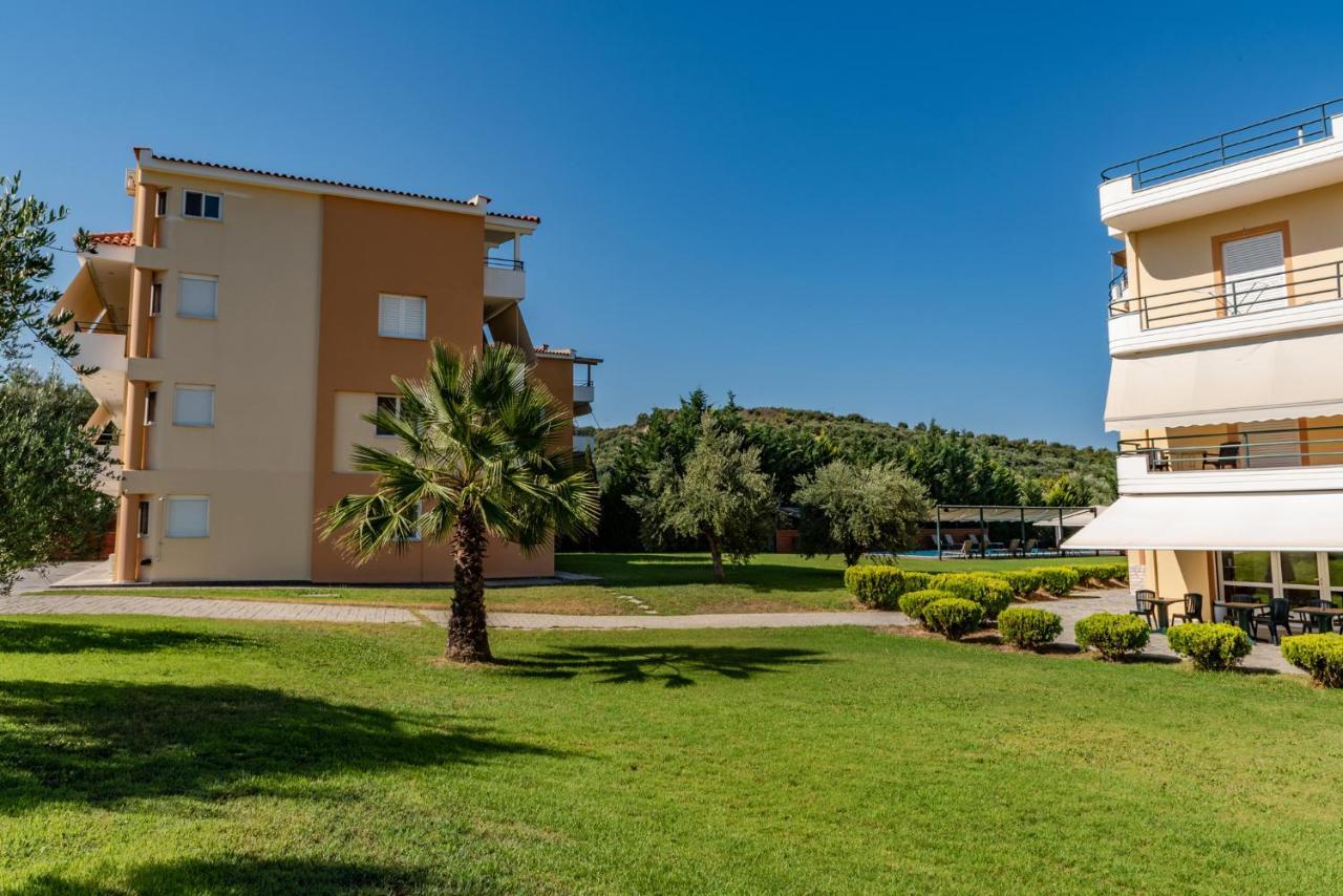 Anilio Plaza Aparthotel Zacharo Exterior foto