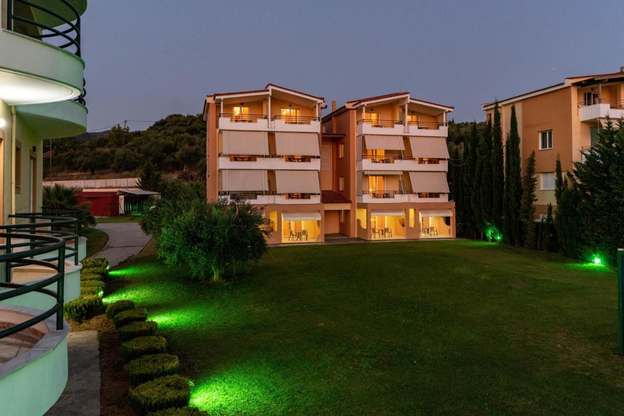 Anilio Plaza Aparthotel Zacharo Exterior foto