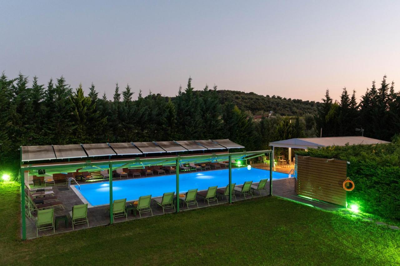 Anilio Plaza Aparthotel Zacharo Exterior foto